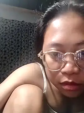 angelpinay44 online show from March 22, 2026, 11:12 am