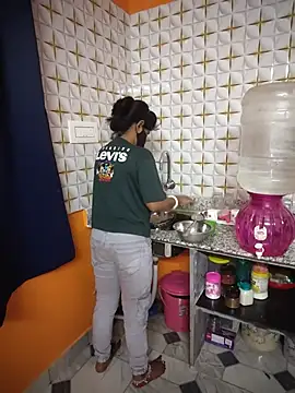 Tinaa baby online show from June 16, 2026, 3:56 pm