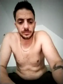 hommebi64 online show from February 27, 2026, 9:42 am