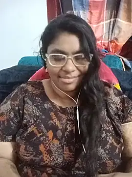 Snapshot of deepika-mallus chatting on June 28, 2026, 5:03 am deepika-mallus online show from June 28, 2026, 5:03 am