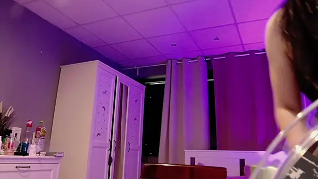 1rosell online show from April 18, 2026, 6:05 am