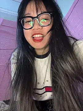 Leeeeiu online show from March 13, 2026, 3:06 pm