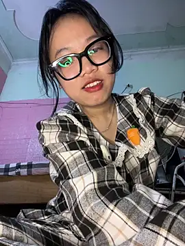 Leeeeiu online show from March 18, 2026, 3:13 pm