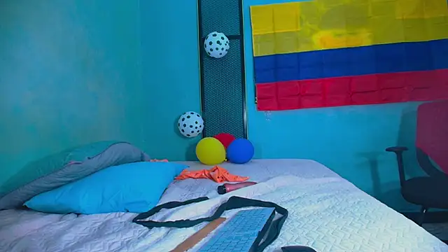Hornyshow1 online show from June 2, 2026, 7:36 pm