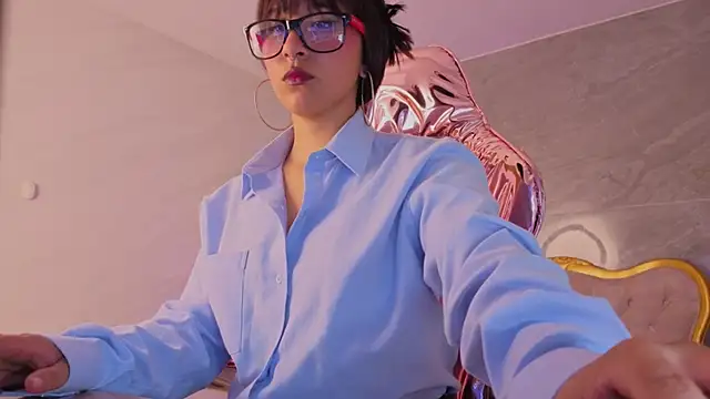 moraa s online show from April 2, 2026, 3:24 am