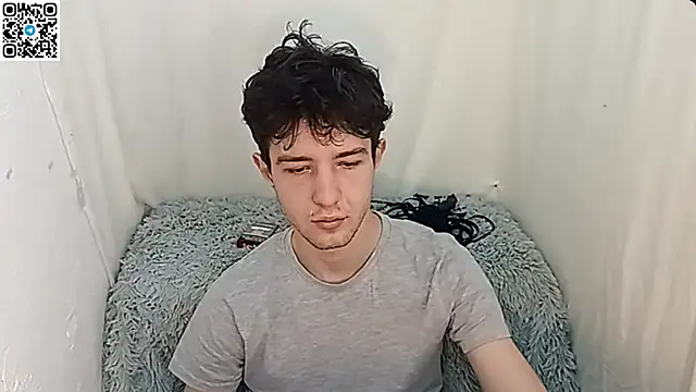  ZaneX online show from April 10, 2026, 7:32 pm