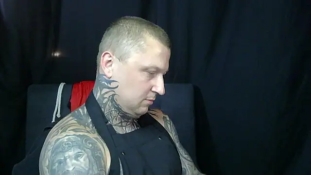 Snapshot of devilWithTats chatting on July 2, 2026, 3:40 pm devilWithTats online show from July 2, 2026, 3:40 pm