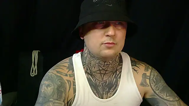 Snapshot of devilWithTats chatting on August 1, 2026, 10:35 am devilWithTats online show from August 1, 2026, 10:35 am
