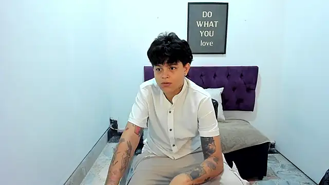 TomBoy Natali online show from April 26, 2026, 6:38 pm