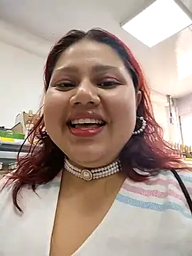 primrose17 online show from April 1, 2026, 8:50 pm