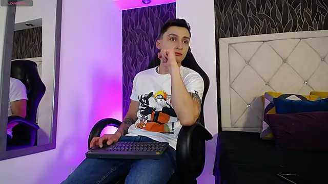 DIEGO JONES online show from March 5, 2026, 12:46 pm