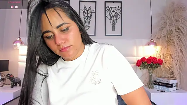 alejandra  garcia online show from May 17, 2026, 9:04 pm