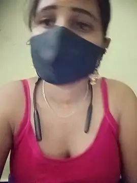 Snapshot of Tamil_Rani- chatting on May 27, 2026, 11:01 pm Tamil Rani- online show from May 27, 2026, 11:01 pm