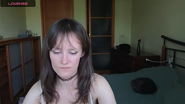 Snapshot of Tender_Swan chatting on May 7, 2026, 1:25 pm Tender Swan online show from May 7, 2026, 1:25 pm