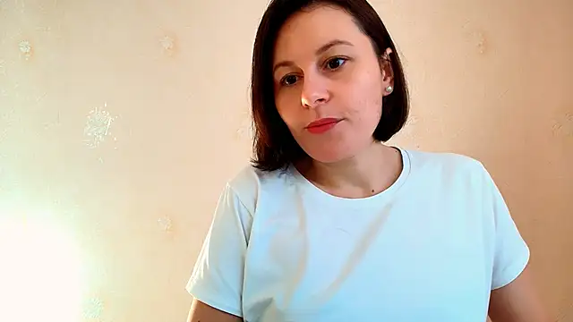 Inessa beauty online show from March 1, 2026, 6:24 am