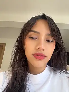Snapshot of Mia-villalobos chatting on May 12, 2026, 2:01 pm Mia-villalobos online show from May 12, 2026, 2:01 pm