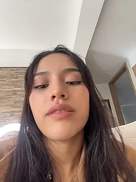 Snapshot of Mia-villalobos chatting on May 20, 2026, 2:14 pm Mia-villalobos online show from May 20, 2026, 2:14 pm