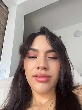 Snapshot of Mia-villalobos chatting on May 21, 2026, 1:30 pm Mia-villalobos online show from May 21, 2026, 1:30 pm
