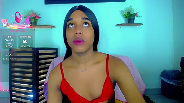 Snapshot of Nashla_D_- chatting on March 28, 2026, 9:27 pm Nashla D - online show from March 28, 2026, 9:27 pm