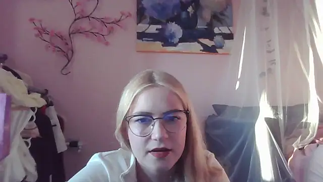 Kiss To Remember online show from March 24, 2026, 4:40 pm