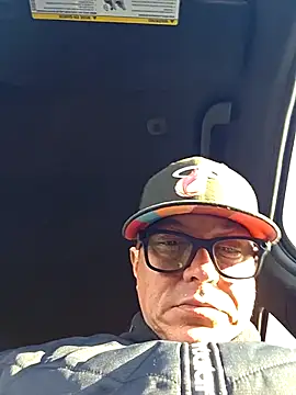 Snapshot of DoggiiDick chatting on March 21, 2026, 1:15 pm DoggiiDick online show from March 21, 2026, 1:15 pm