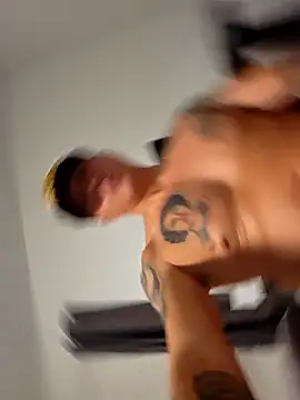 Snapshot of DoggiiDick chatting on March 7, 2026, 2:29 am DoggiiDick online show from March 7, 2026, 2:29 am