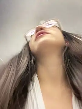 EvaMark  online show from March 26, 2026, 11:30 am