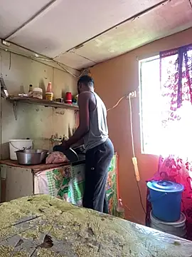 slim thicc1 online show from April 16, 2026, 8:31 pm