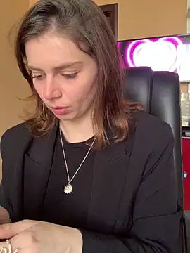 VelvetChloe online show from April 14, 2026, 11:59 am