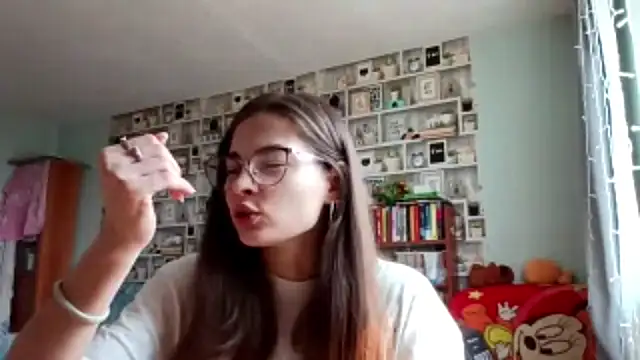 Snapshot of JInaMillsap chatting on March 20, 2026, 4:02 am JInaMillsap online show from March 20, 2026, 4:02 am