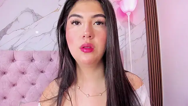 Snapshot of AbrilQuintana_ chatting on May 7, 2026, 11:35 am AbrilQuintana online show from May 7, 2026, 11:35 am