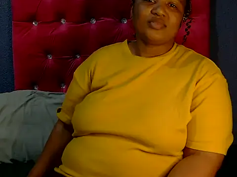 Cuddle Zee online show from May 27, 2026, 1:57 am