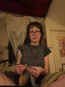 Anniething online show from March 3, 2026, 3:57 am