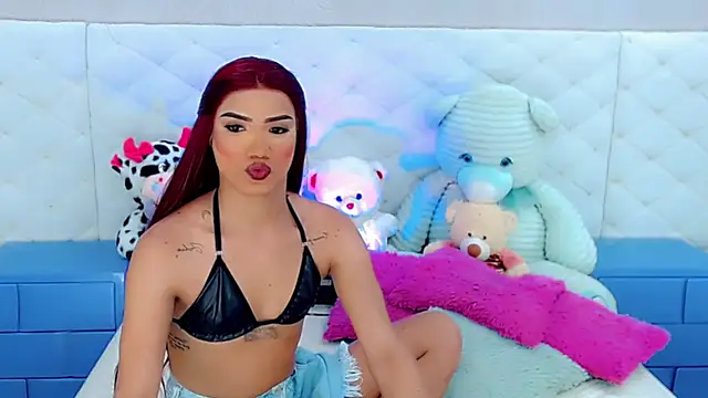 Snapshot of catriona_queen16 chatting on April 29, 2026, 8:37 pm catriona queen16 online show from April 29, 2026, 8:37 pm