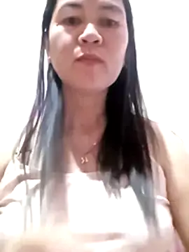 sweet lyn2025 online show from March 14, 2026, 12:05 am