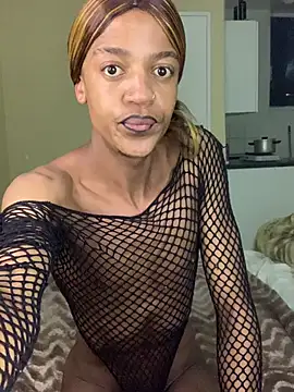 Kinky-Nicky04 online show from June 26, 2026, 3:34 am
