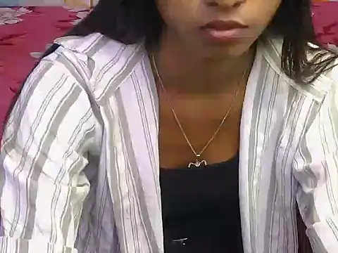 Snapshot of yours-isha chatting on July 21, 2026, 9:43 am yours-isha online show from July 21, 2026, 9:43 am