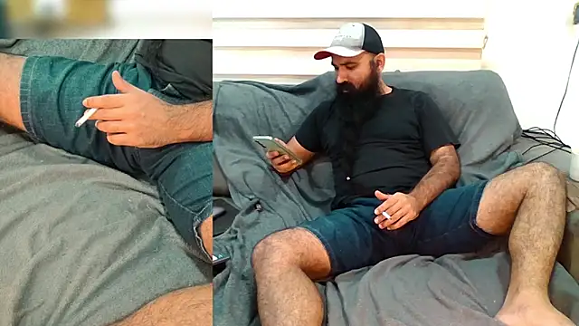 Snapshot of Barba_Negra_Fumador chatting on March 19, 2026, 10:54 pm Barba Negra Fumador online show from March 19, 2026, 10:54 pm