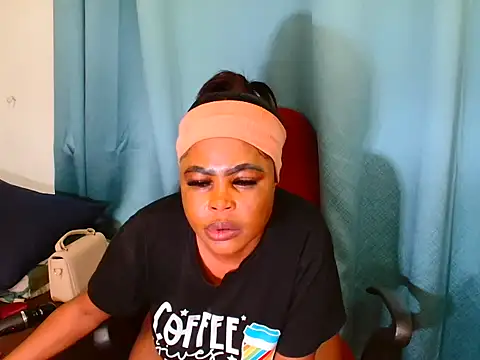 SpicyKittyxxx online show from March 18, 2026, 7:37 pm