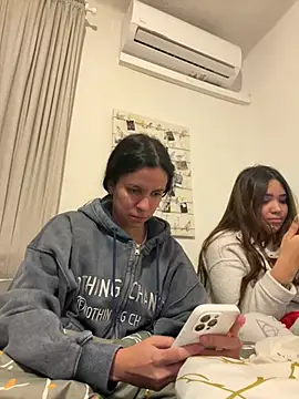 Genblan online show from March 9, 2026, 1:58 pm