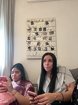 Genblan online show from March 26, 2026, 1:20 pm