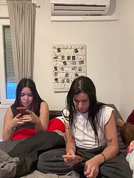 Genblan online show from March 29, 2026, 6:42 pm