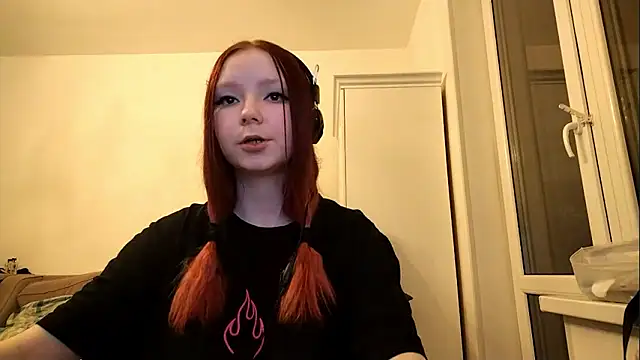 velyraxis online show from March 1, 2026, 7:58 pm