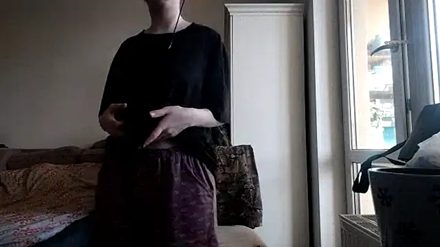 velyraxis online show from March 13, 2026, 8:30 am