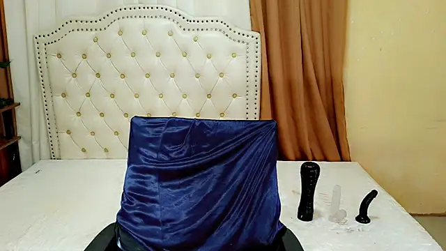 Seductive sophie online show from July 29, 2026, 1:16 am