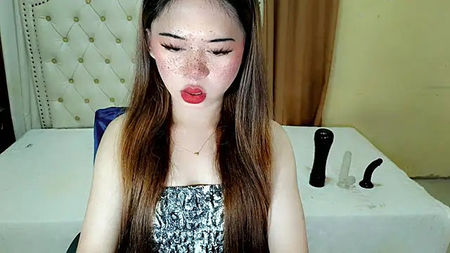 Seductive sophie online show from August 5, 2026, 7:02 am