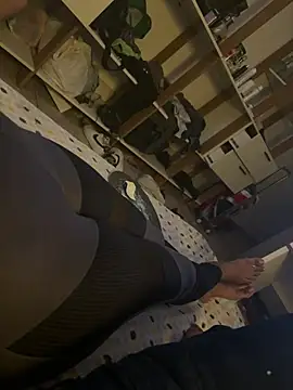 Snapshot of brunaomadeira chatting on April 4, 2026, 10:44 am brunaomadeira online show from April 4, 2026, 10:44 am