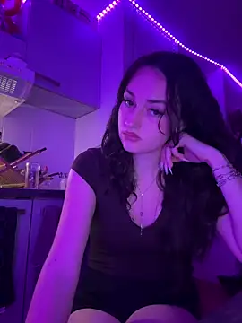 Claraaaaa06 online show from March 3, 2026, 9:33 pm