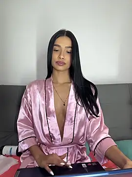 Snapshot of Bella_Smithe chatting on June 7, 2026, 9:31 pm Bella Smithe online show from June 7, 2026, 9:31 pm