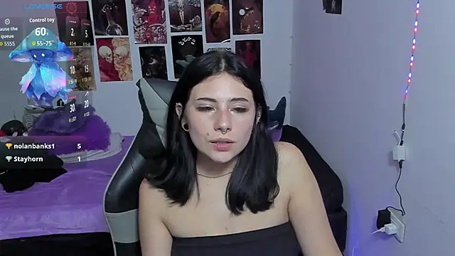 Agarycus 4 online show from April 16, 2026, 1:39 am